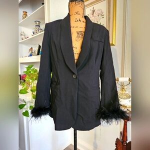 Feather cuffs blazer. Forever 21. Black blazer. Size S